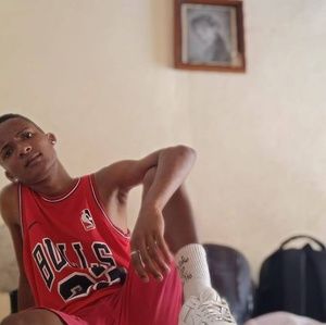 Meet your Posher, Luis